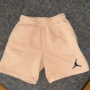 Jordan Logo Beige Shorts